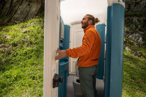 Portable Toilet Options We Offer in Sabetha, KS